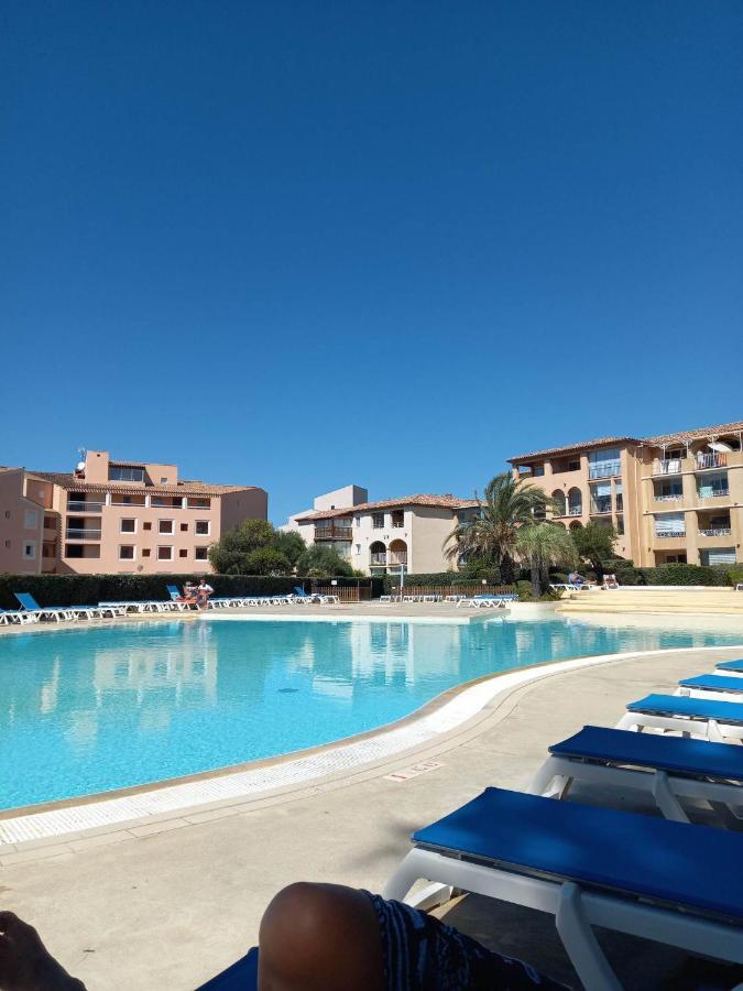 Ferienwohnung Magnifique Rez De Jardin & Piscine & Bord De Mer Six-Fours-les-Plages Exterior foto